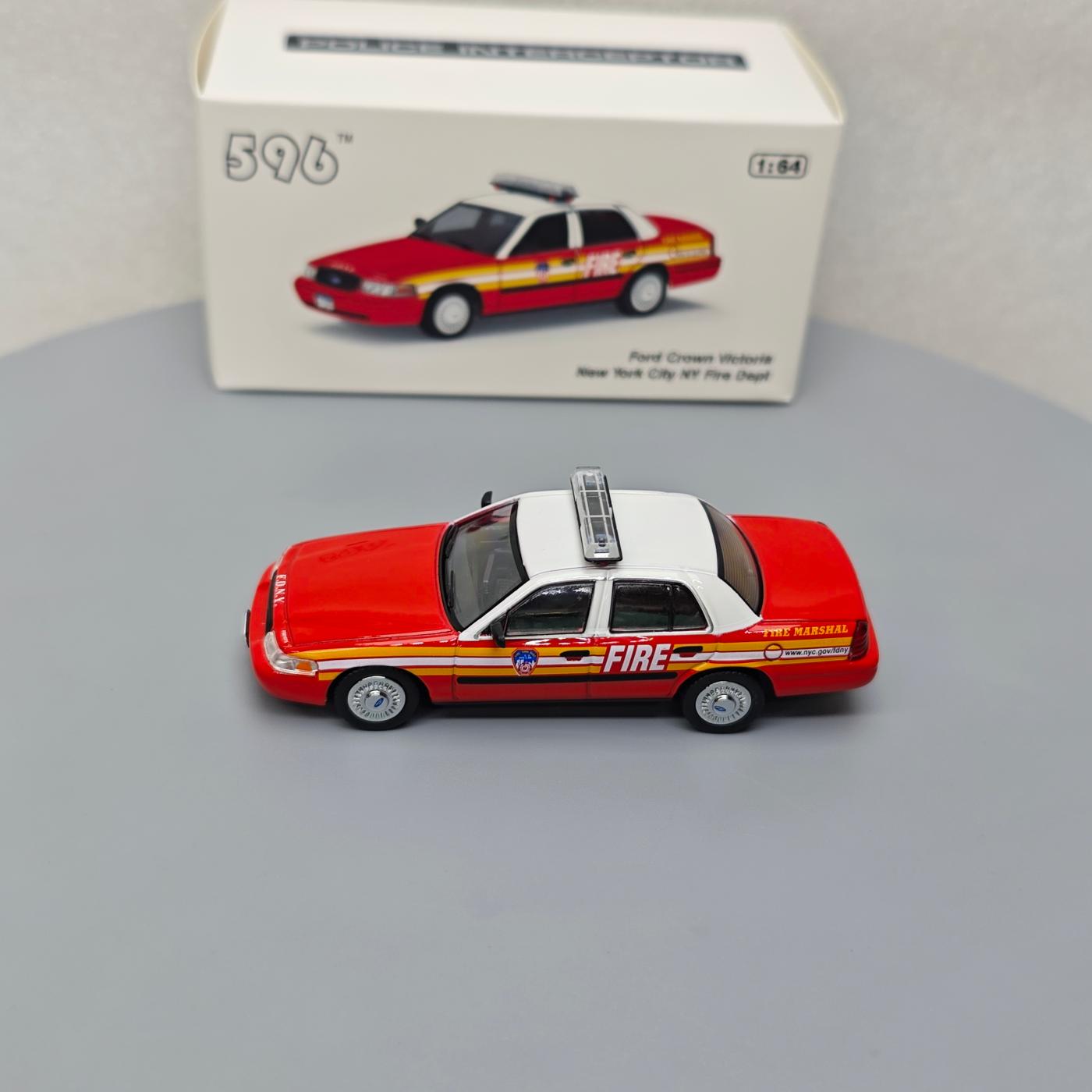 596 1:64 Ford Crown Victoria H - Kids Toys Victoria recensie en prijs